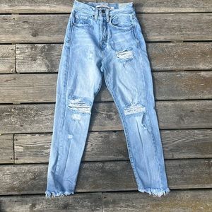 Parasuco High Rise Distressed Jeans